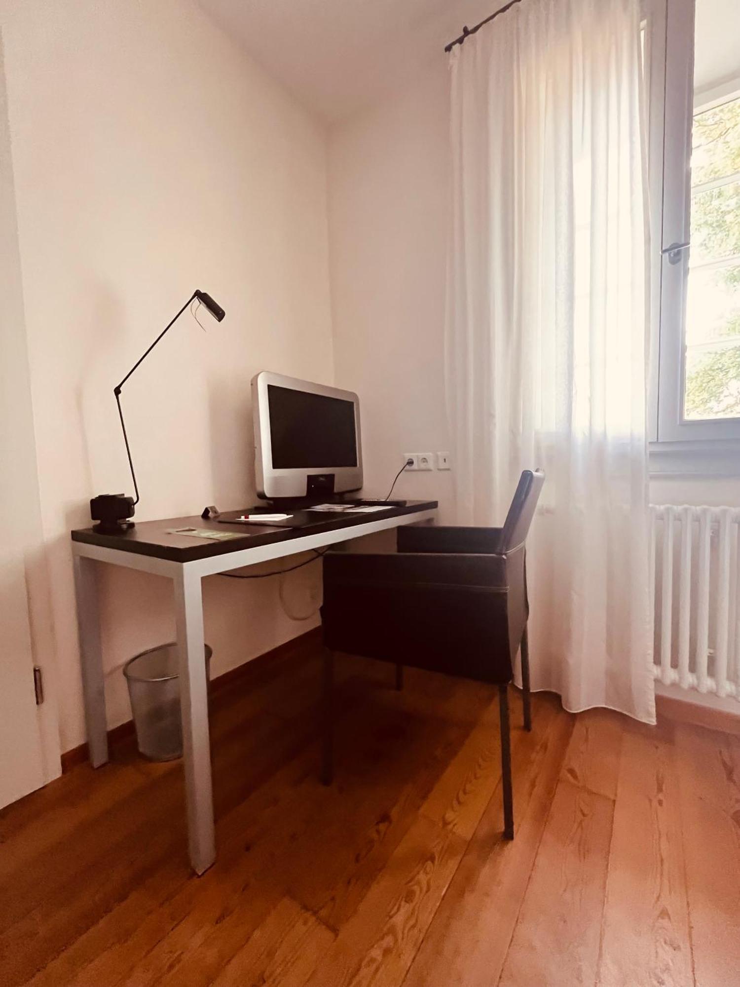 Poststation Zum Alten Forstamt Morschen Buitenkant foto